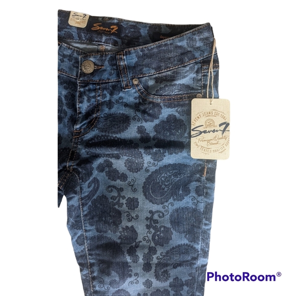 Seven7 Paisley Petite Leggings - Picture 4 of 7